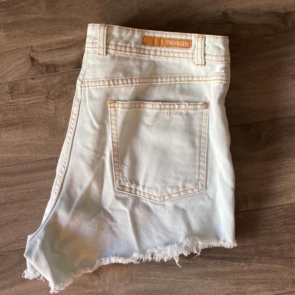 Zara jean shorts - Picture 6 of 7